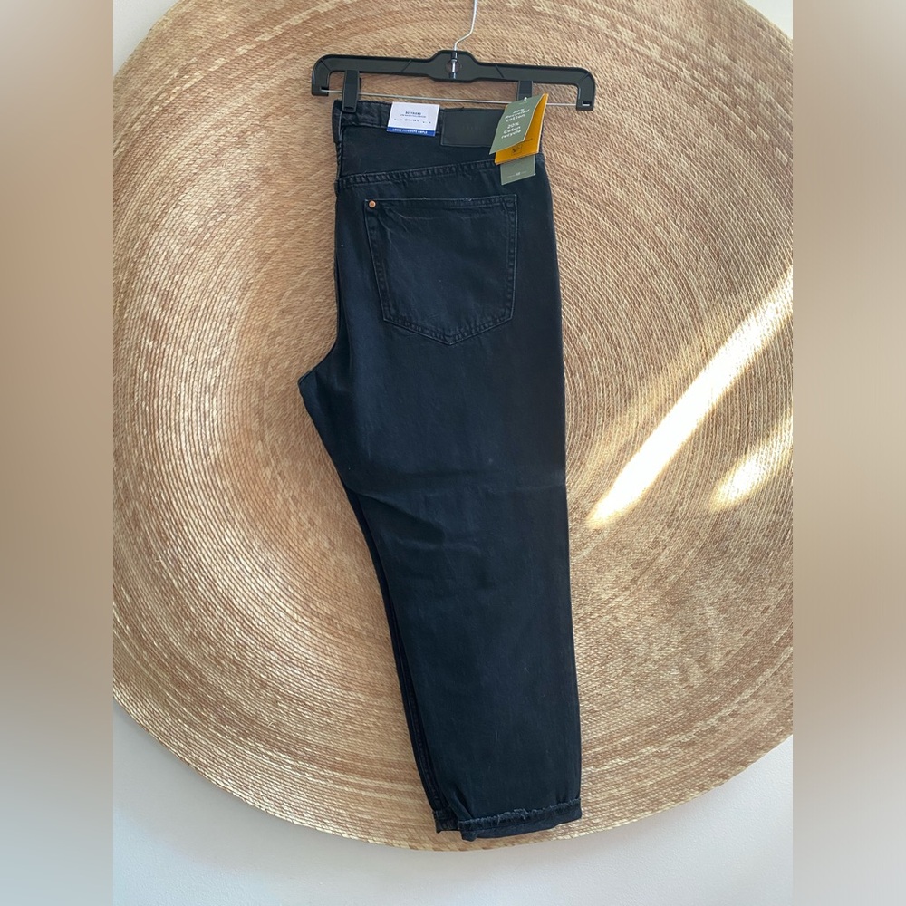 NWT Women’s H&M Distressed “Boyfriend” Jeans - NWT, black, Size 16